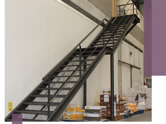 Лестницы для производства в Ялте — изготовление и монтаж