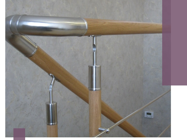 Комбинированные перила на заказ в Ялте — монтаж и производство