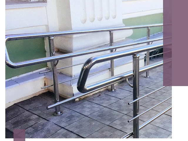 Ограждения пандусов из металла и нержавейки в Ялте