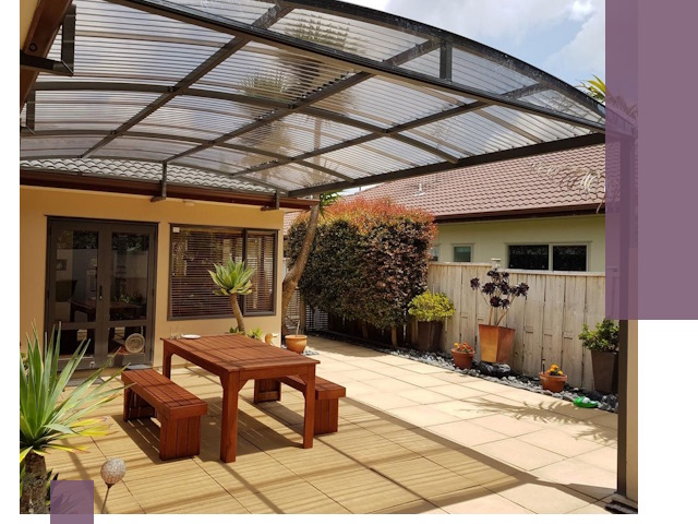 Навесы во двор под ключ в Ялте — изготовление и монтаж