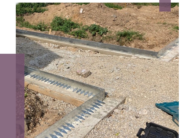 Металлические бордюры для дорожек в Ялте от 4904 руб.